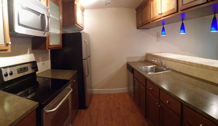 300 N 130th St 2106  Seattle WA 98133 photo