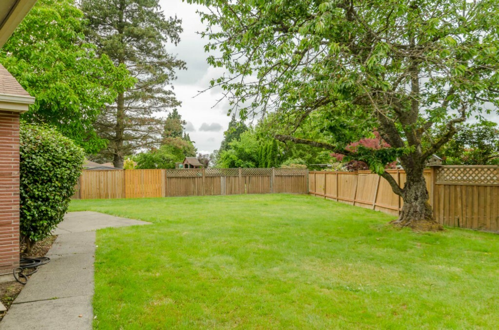 Property Photo: 6015 28th St E WA 98424