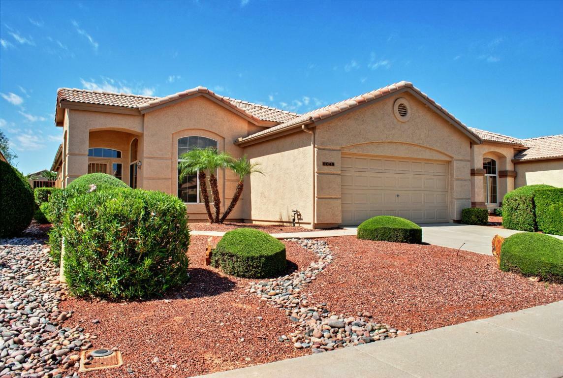 Property Photo:  9049 W Escuda Drive  AZ 85382 