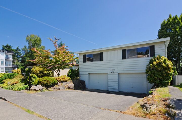 Property Photo: 6414 57th Ave NE WA 98115