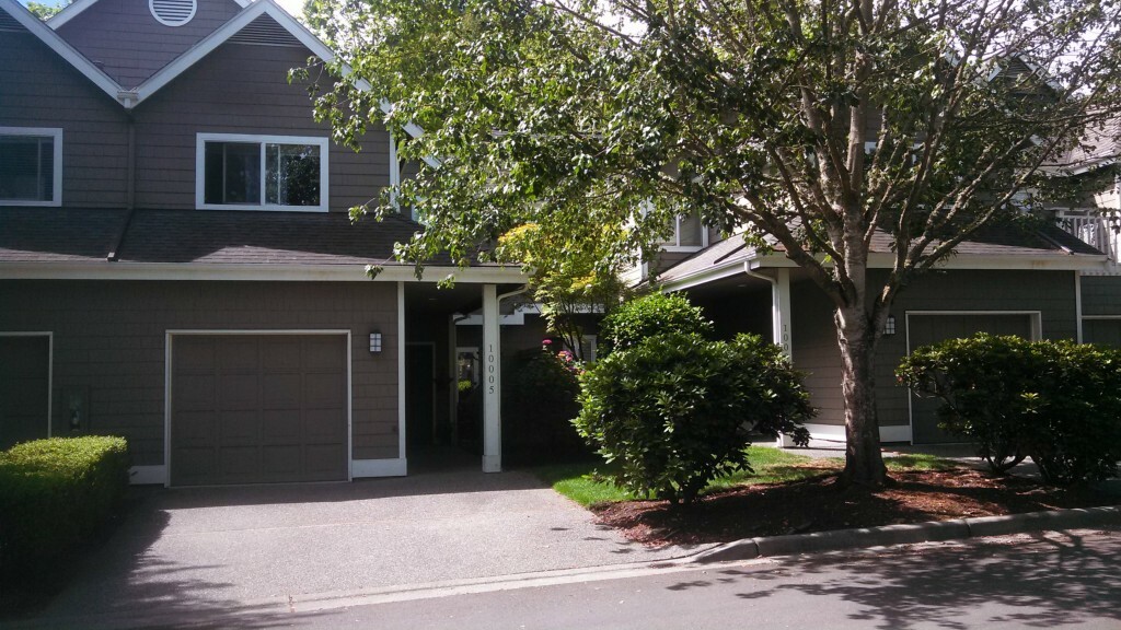 Property Photo:  10005 NE 37th Ct 106  WA 98033 