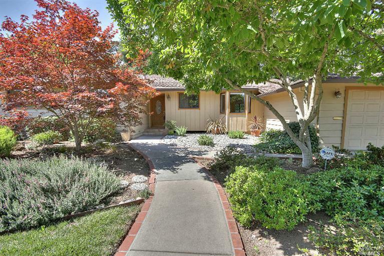 Property Photo:  2410 Vallejo Street  CA 95405 