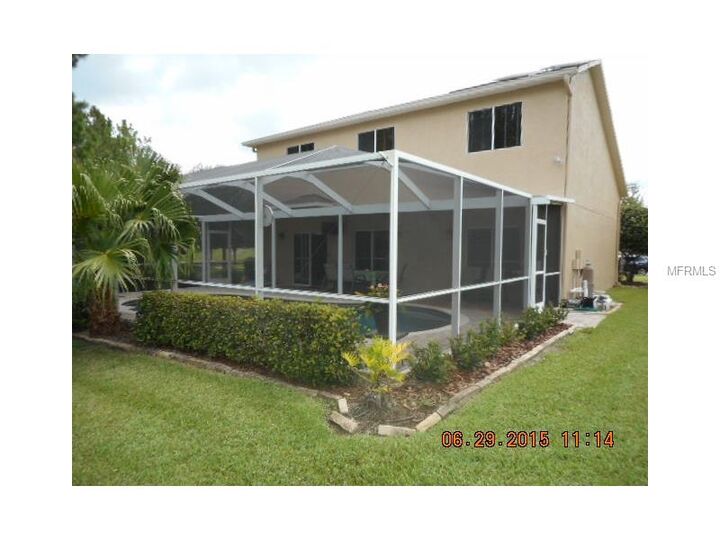Property Photo:  15910 King James Court  FL 33556 