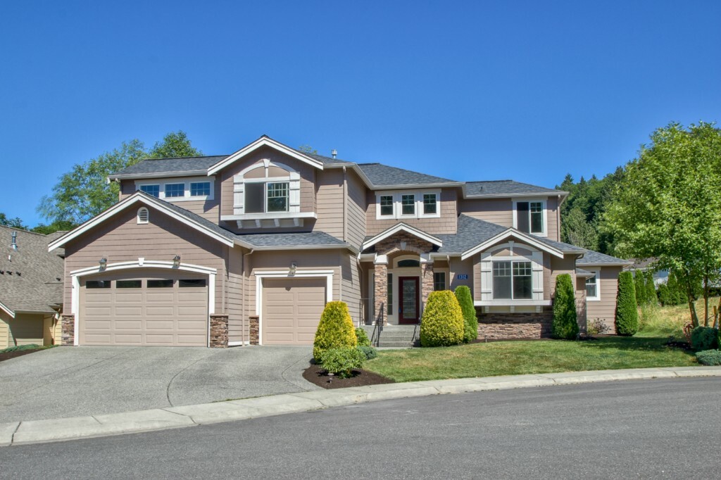 Property Photo:  1312 N 43rd Place  WA 98273 