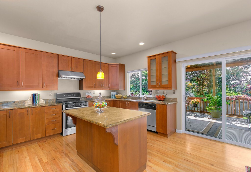 Property Photo:  8027 Beacon Ave S  WA 98118 