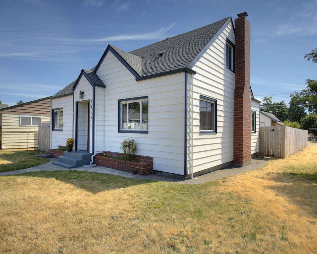 Property Photo:  5415 S Junett St  WA 98409 