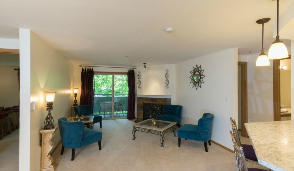 Property Photo:  7223 NE 175th St 204  WA 98028 