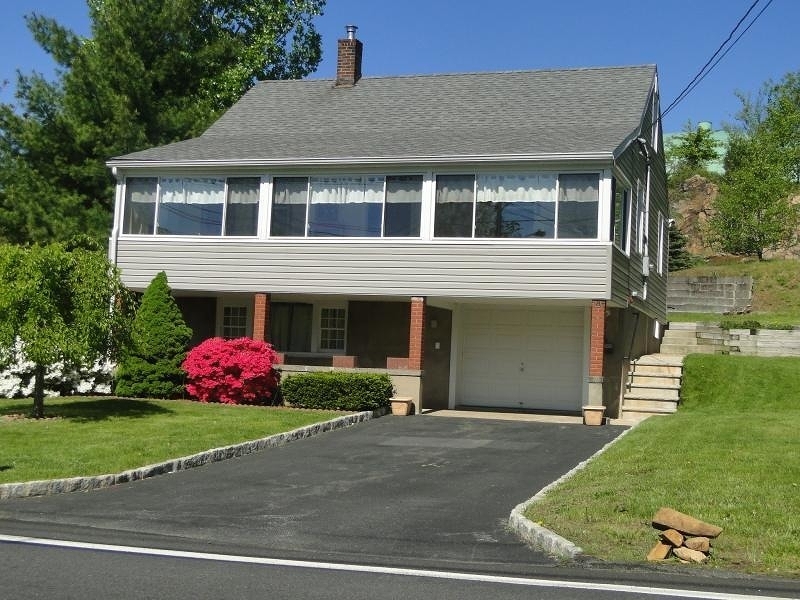 Property Photo:  59 Oldham Rd  NJ 07470 