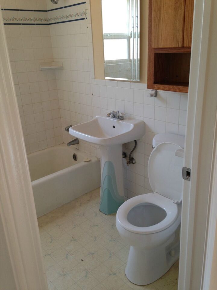 Property Photo: 642 S 200th WA 98198