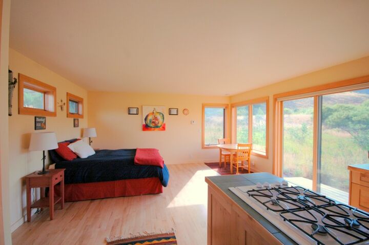 Property Photo:  430 Rendezvous Rd  WA 98862 