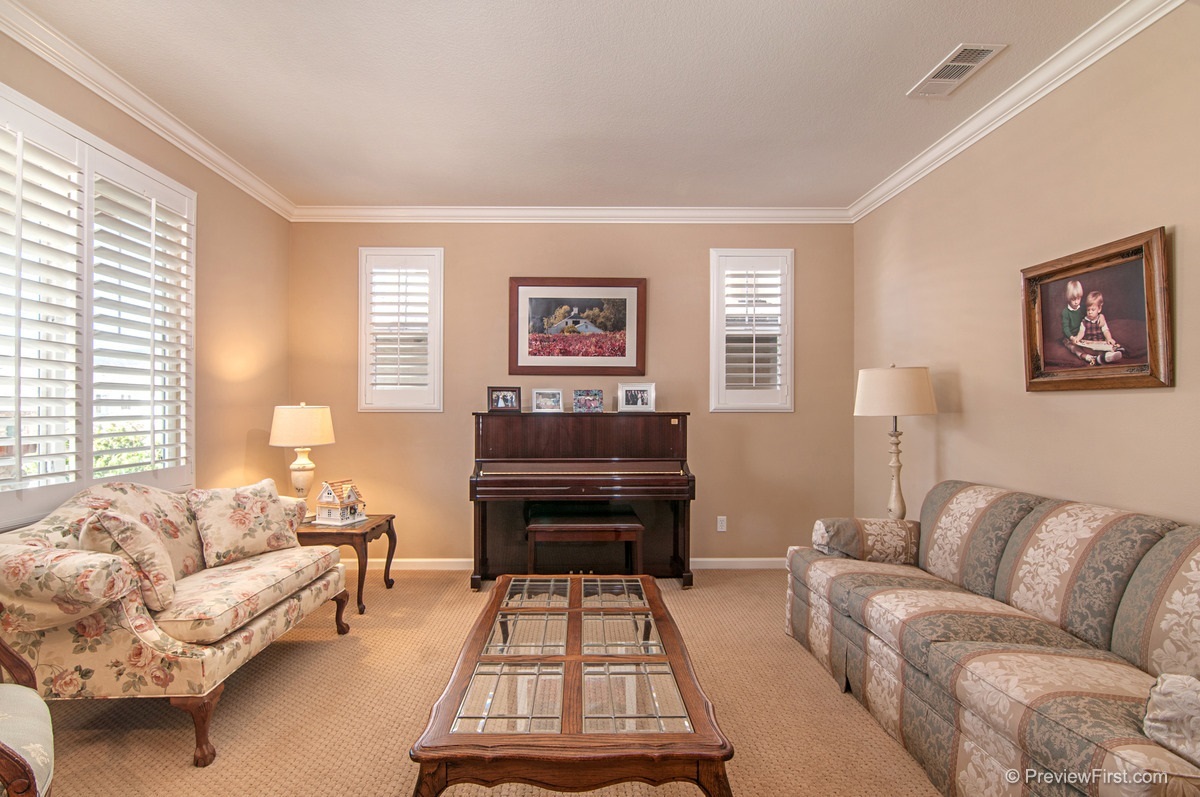 Property Photo: 2816 Dove Tail CA 92078