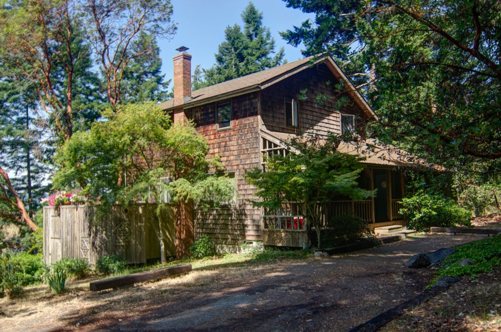 Property Photo:  6 Tree House Place  WA 98250 