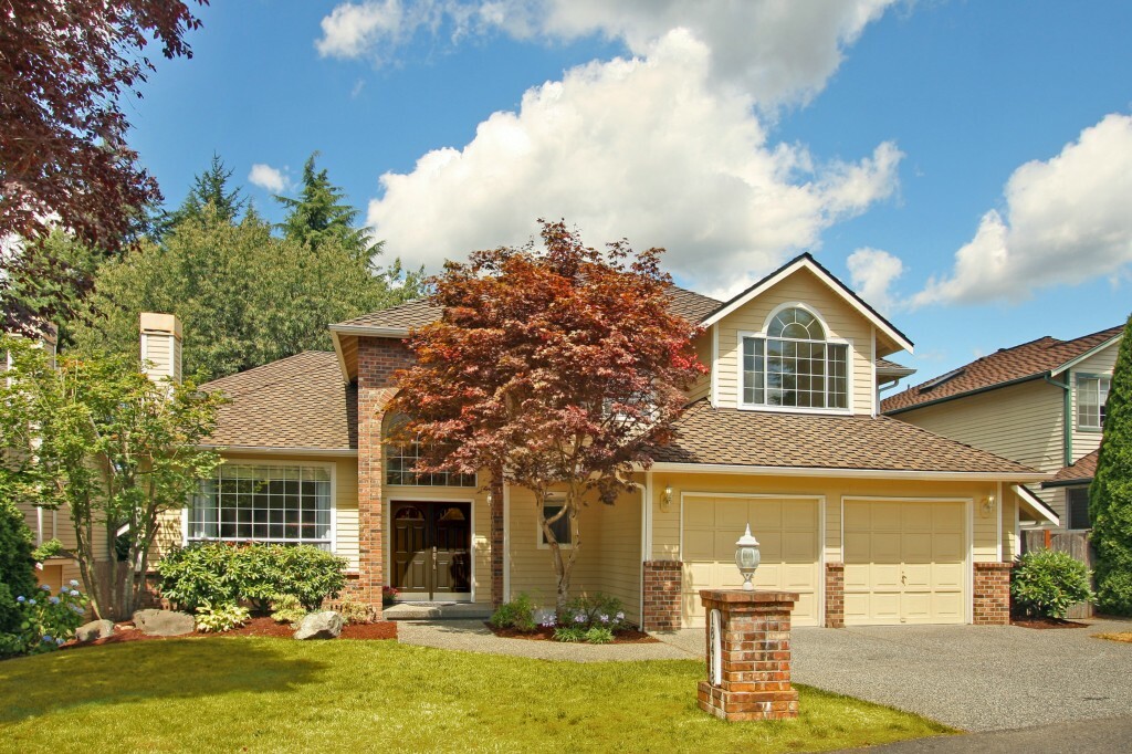 Property Photo:  16418 124th Ct NE  WA 98072 