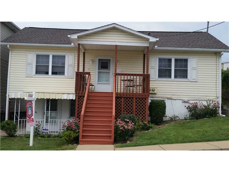 Property Photo:  79122 Jefferson Ave  PA 15601 