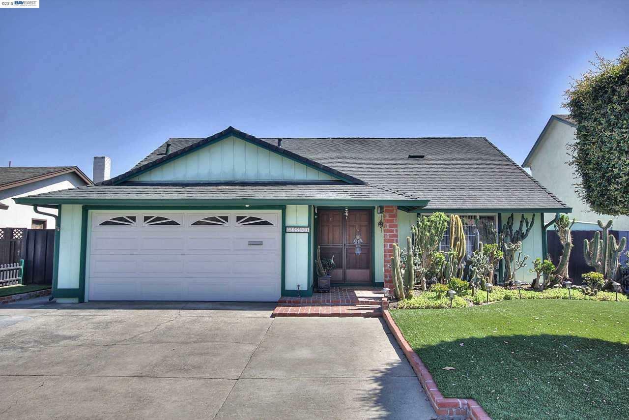 Property Photo:  31241 San Andreas Dr  CA 94587 