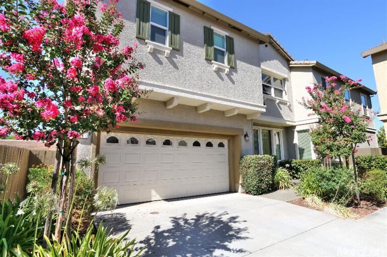 Property Photo: 64 Seraspi Court CA 95834