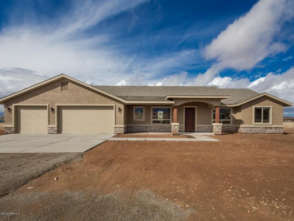 Property Photo:  11690 N Monterey Way  AZ 86315 