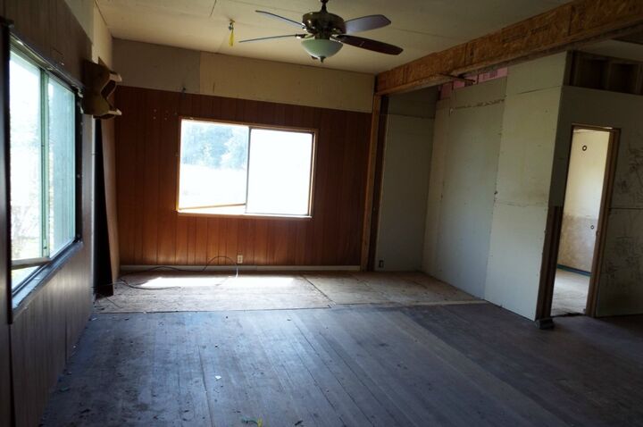 Property Photo: 29105 Old Owen Rd WA 98272