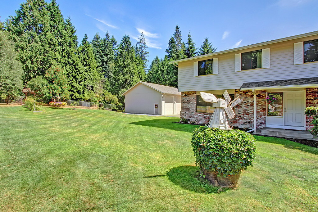 Property Photo:  15317 NE 201 St  WA 98072 