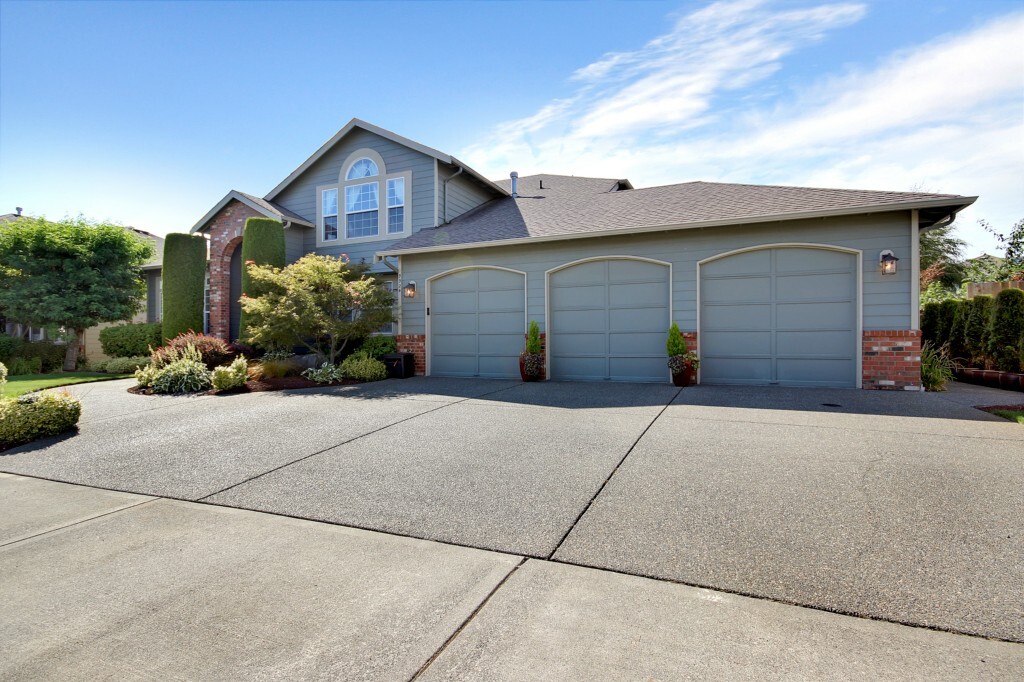 Property Photo: 9924 183rd Ave E WA 98391