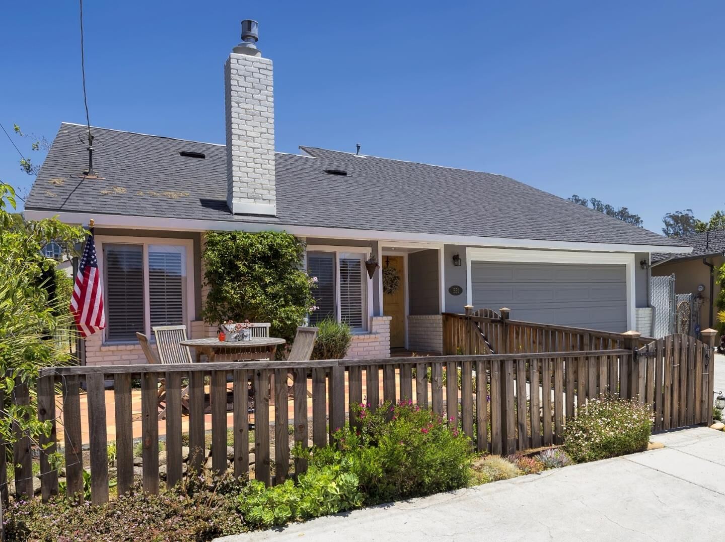 Property Photo:  531 Humes Avenue  CA 95003 