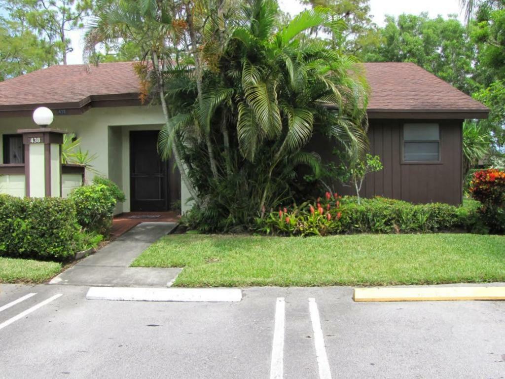 Property Photo:  438 Midsummer Court  FL 33411 