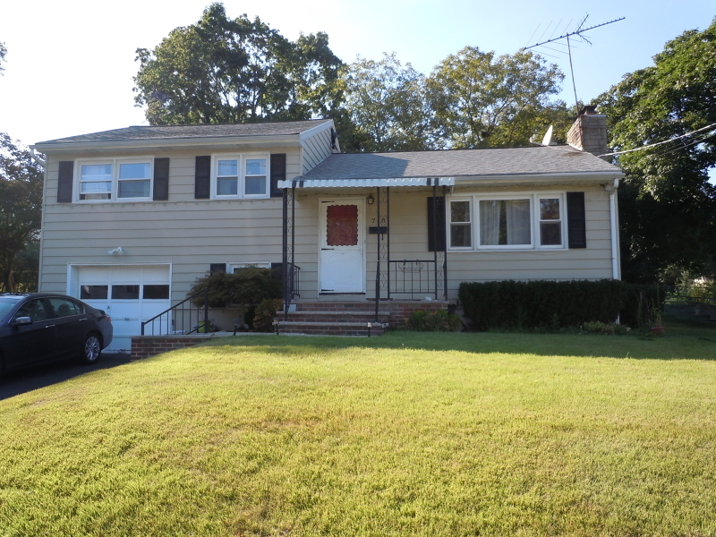 Property Photo:  718 Rabens Ave  NJ 08835 