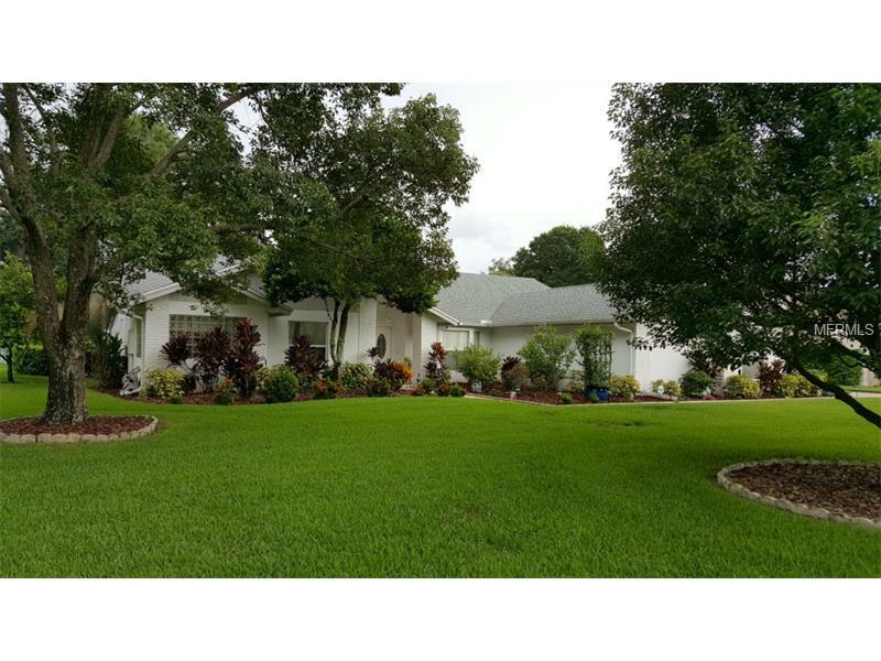 Property Photo: 3003 Forest Club Drive FL 33566