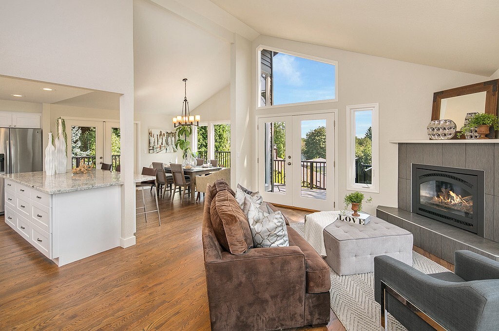 Property Photo:  13328 NE 117th Wy  WA 98052 