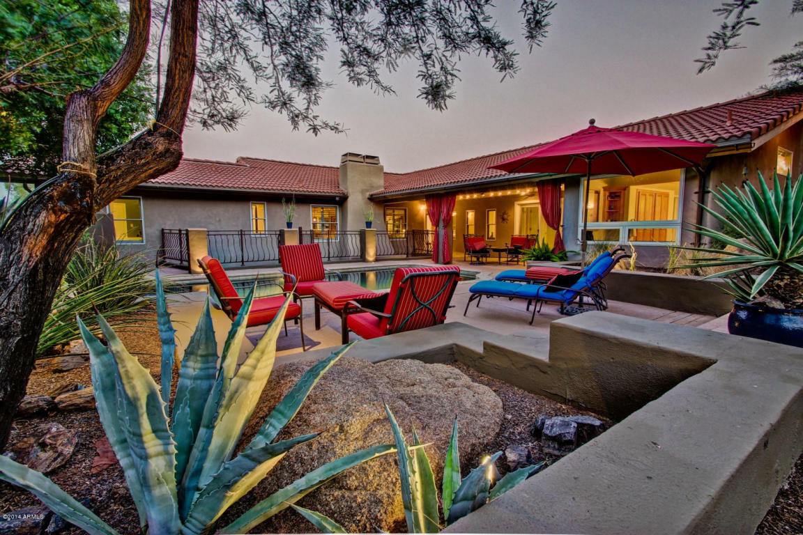 Property Photo: 9842 N 22nd Place AZ 85028