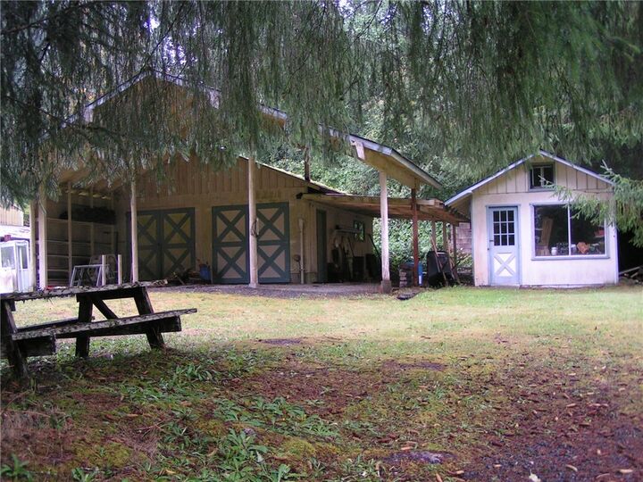 Property Photo: 612 Steelhead Ave WA 98331