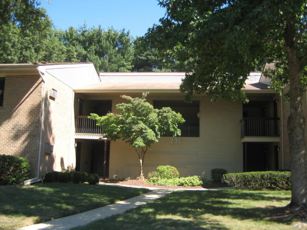 Property Photo:  231 Medford Court  NJ 07726 