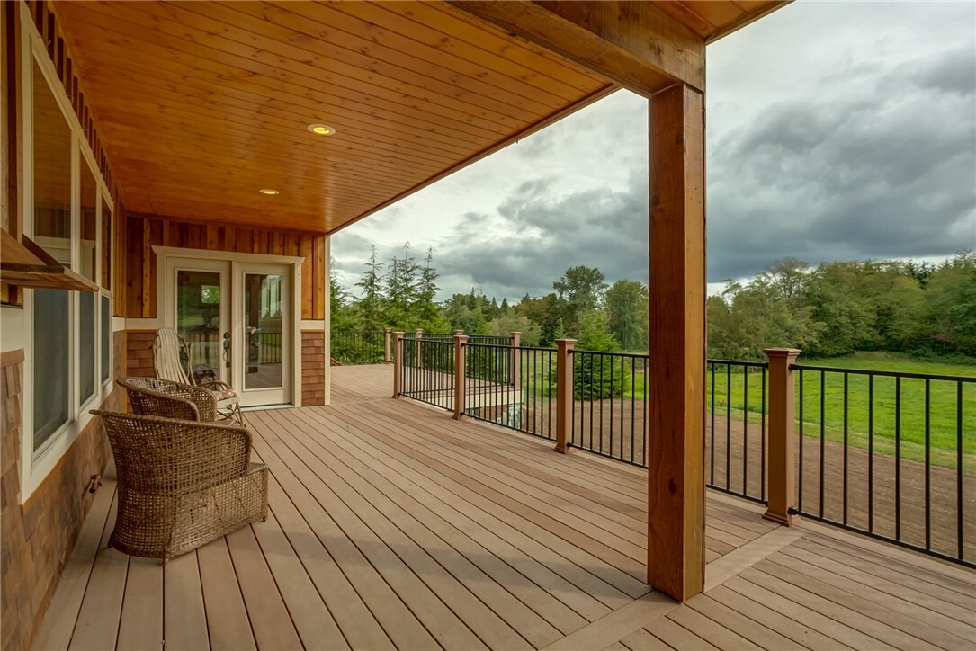 Property Photo:  6544 Vista Dr  WA 98248 