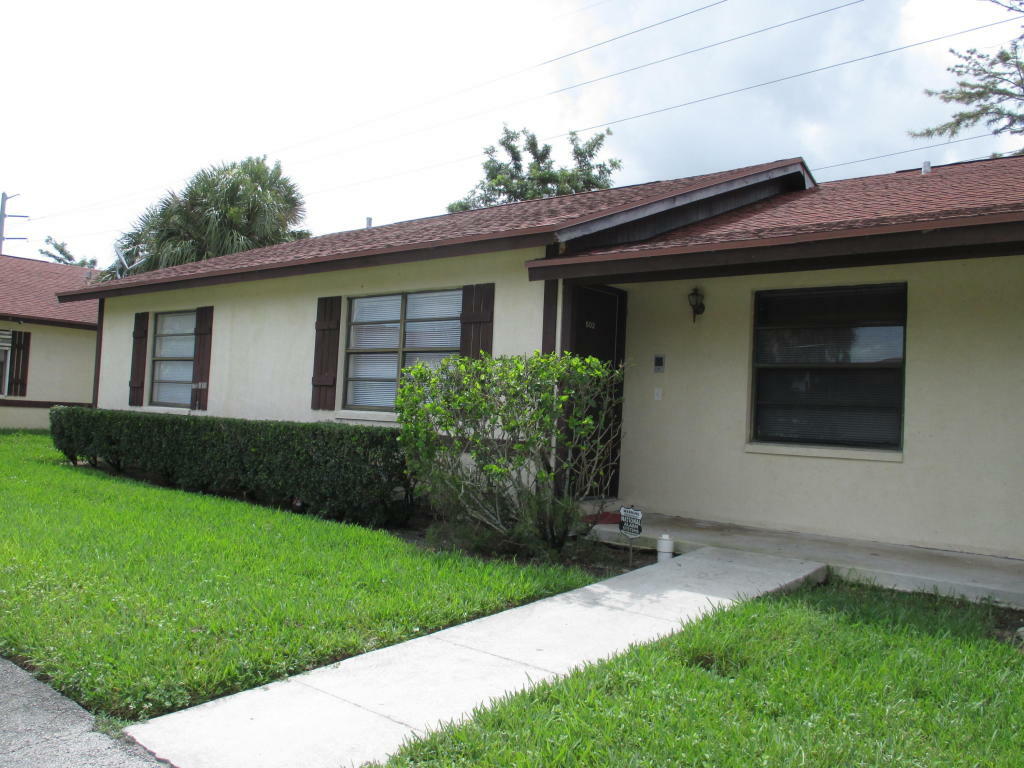 Property Photo:  502 Glenwood Drive  FL 33415 