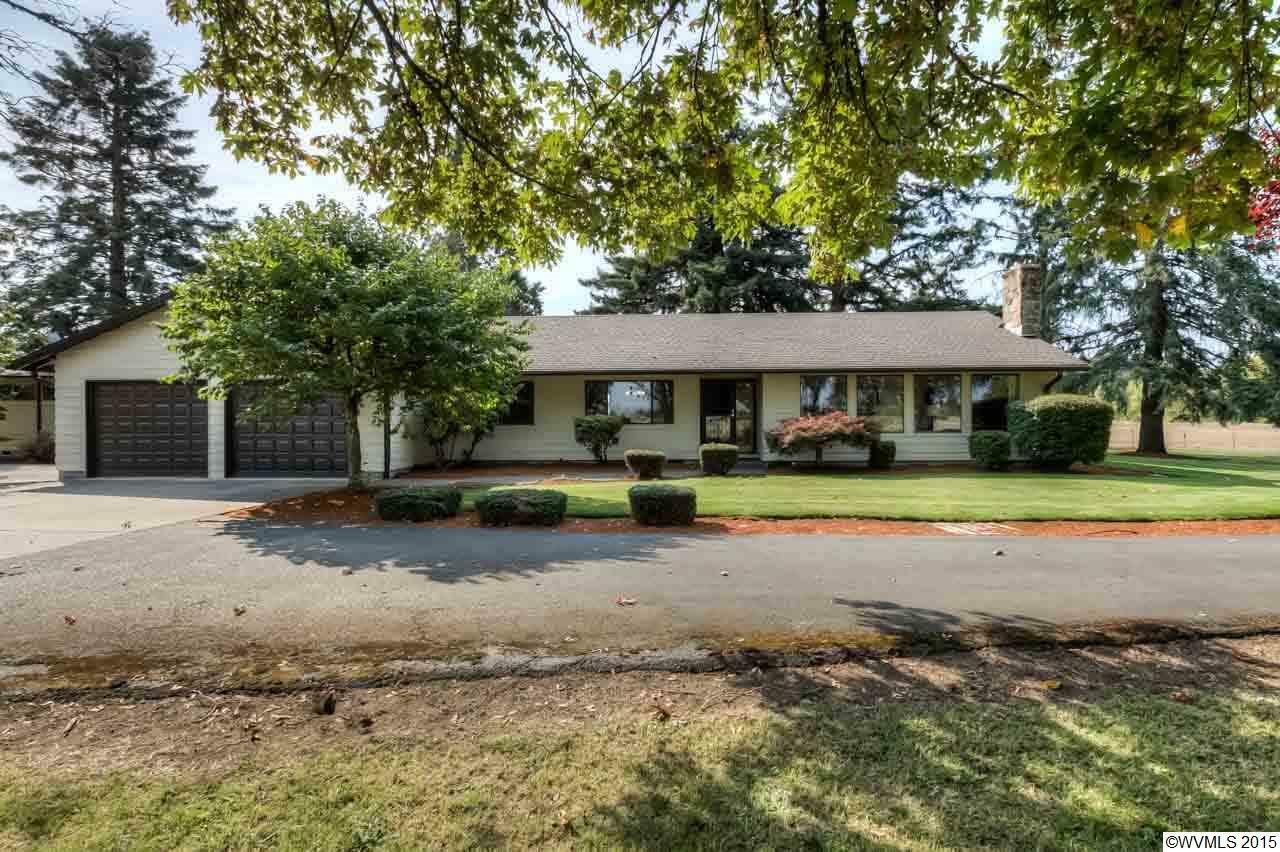 Property Photo: 2970 Riddell Rd OR 97361