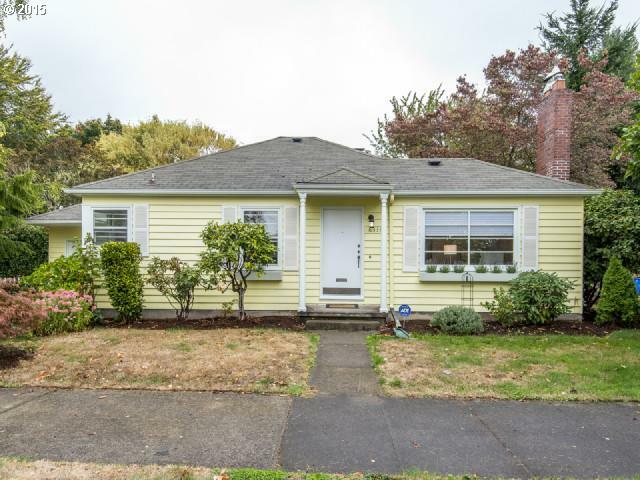 Property Photo: 6336 SE 40th Ave OR 97202