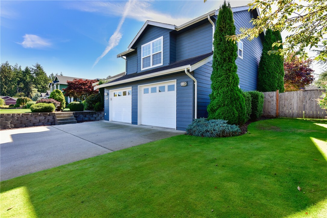 Property Photo:  1324 Bridgeview Dr  WA 98264 