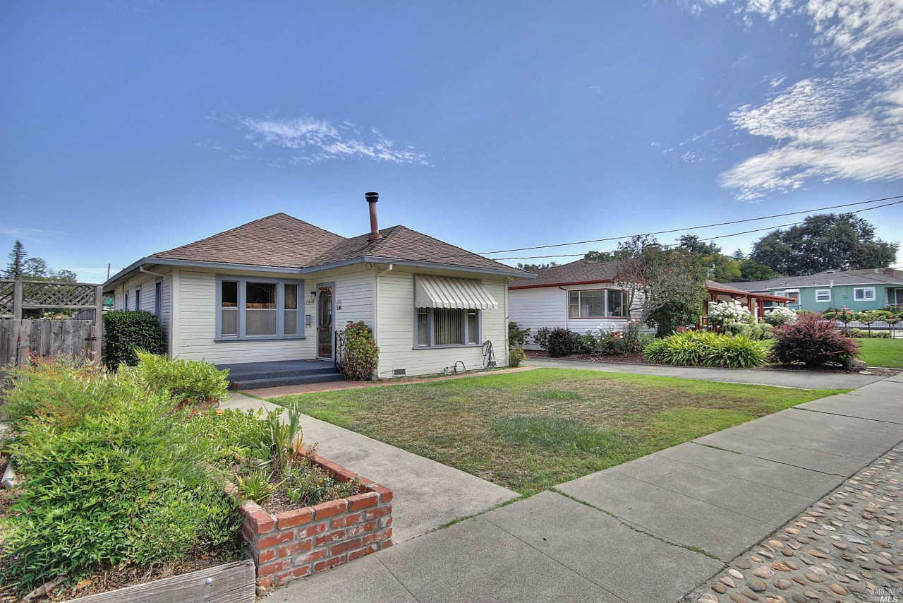 Property Photo:  143 Douglas Street  CA 94952 