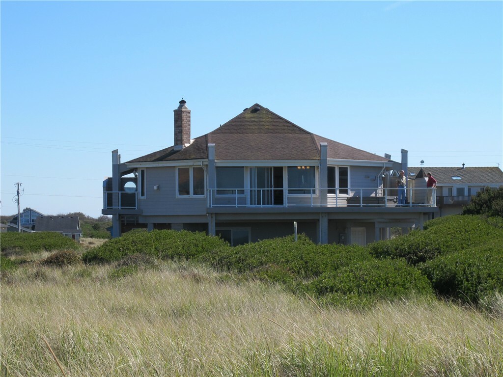 Property Photo:  1163 Ocean Shores Blvd SW  WA 98569 