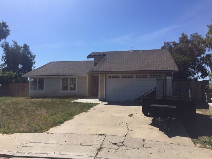 Property Photo:  3115 Quebrada  CA 92009 