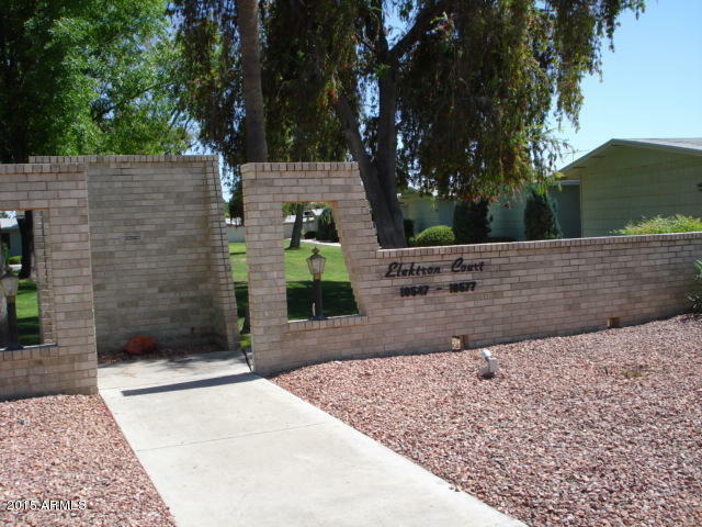 Property Photo: 10575 W Palmeras Drive AZ 85373