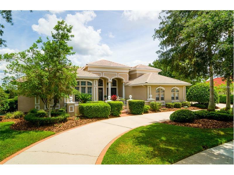 Property Photo:  8926 Magnolia Chase Circle  FL 33647 