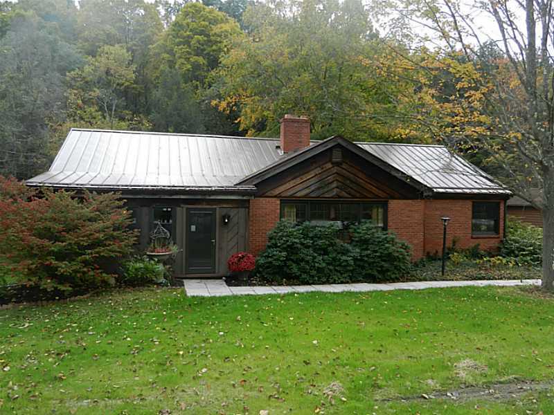 Property Photo: 923 Route 30 PA 15026