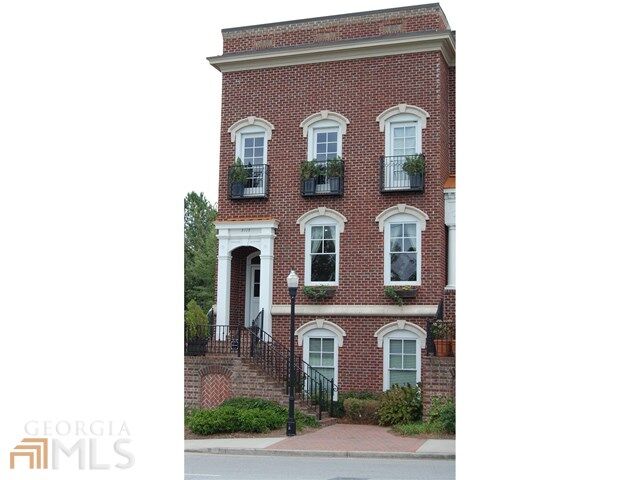 Property Photo: 5115 Peachtree Road GA 30341-2715