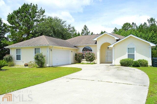 Property Photo:  118 Cypress Bend  GA 31548 