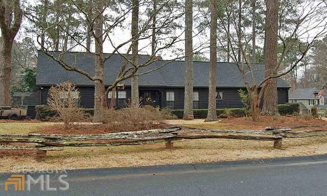 Property Photo: 1563 Arden Dr GA 30008