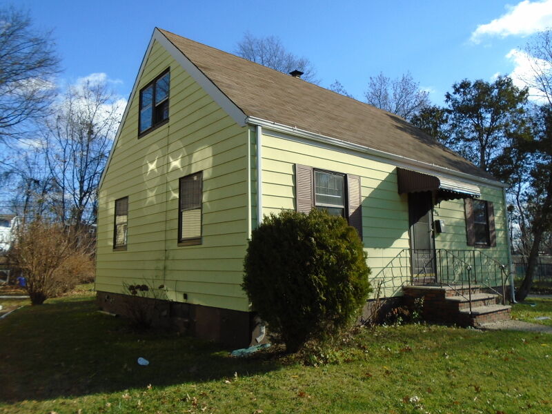 Property Photo: 506 No Maple Ave NJ 07017