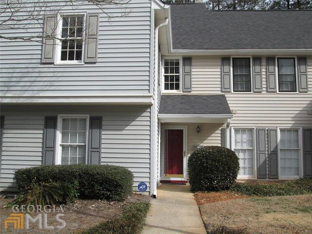 Property Photo:  4129 N Gloucester Place  GA 30341-1249 