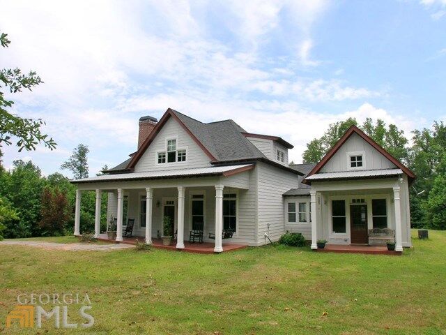Property Photo: 1015 Old Mill Trace GA 30656