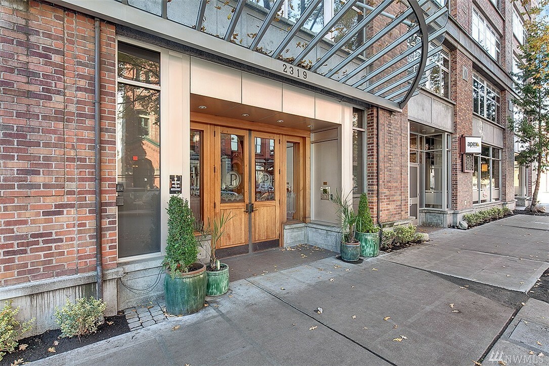 Property Photo: 2319 1st Ave 502 WA 98121